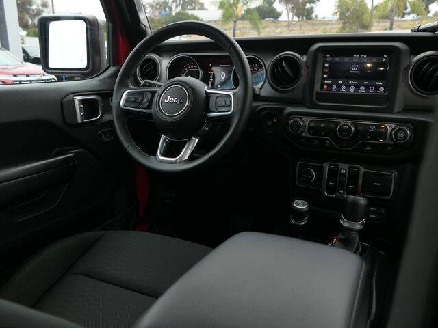 2020 Jeep Gladiator Sport