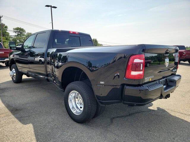 2024 RAM 3500 Laramie