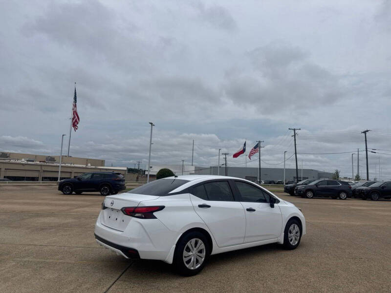 2025 Nissan Versa S