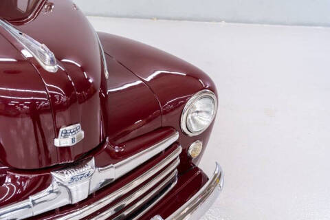 1948 Ford Super Deluxe