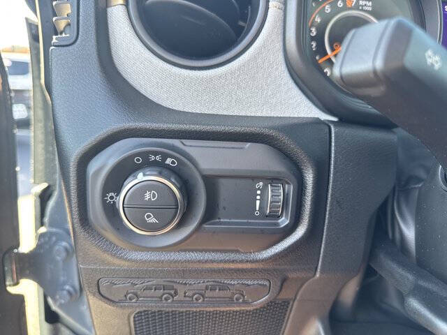 2025 Jeep Gladiator NightHawk