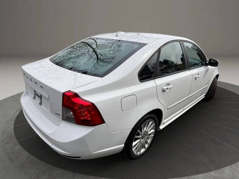 2010 Volvo S40 2.4i