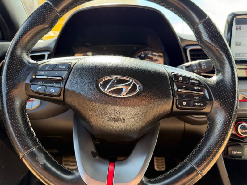 2019 Hyundai Veloster