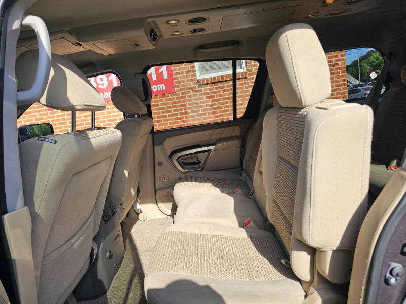 2015 Nissan Armada SV