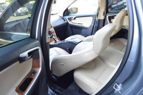 2017 Volvo XC60 T5 Inscription