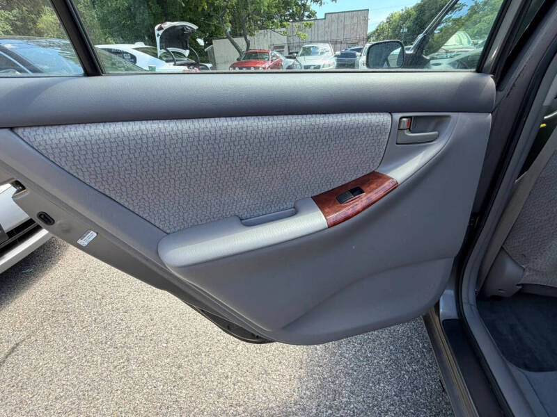 2004 Toyota Corolla