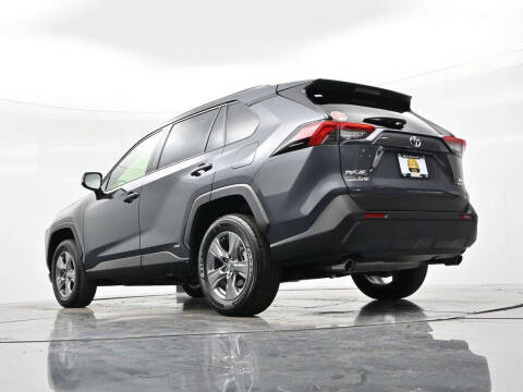 2024 Toyota RAV4 Hybrid LE