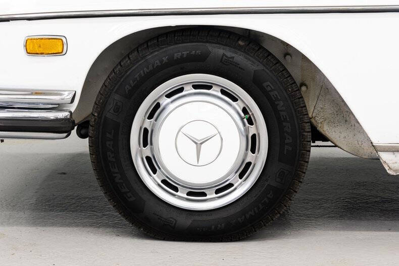 1971 Mercedes-Benz 280-Class