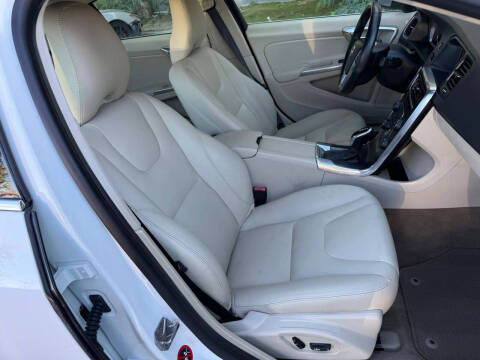 2015 Volvo S60 T5 Drive-E Premier