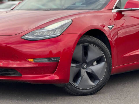 2020 Tesla Model 3 Long Range