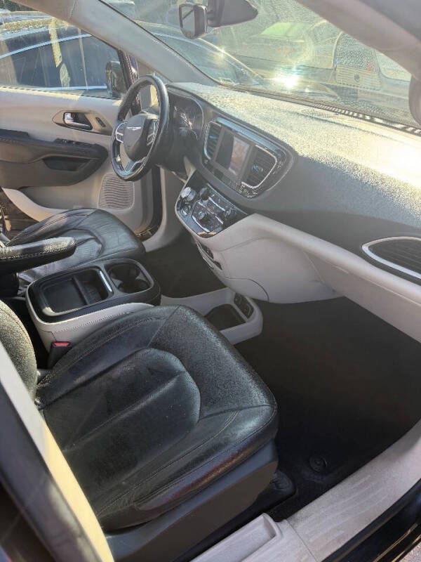 2020 Chrysler Pacifica Touring L