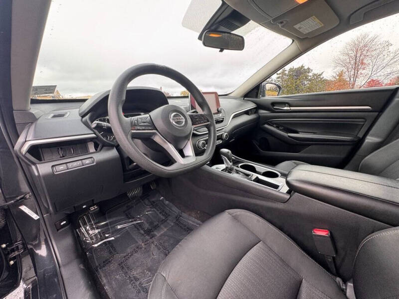 2021 Nissan Altima 2.5 SV