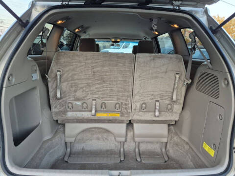 2007 Toyota Sienna LE 7-Passenger