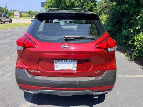 2020 Nissan Kicks SR