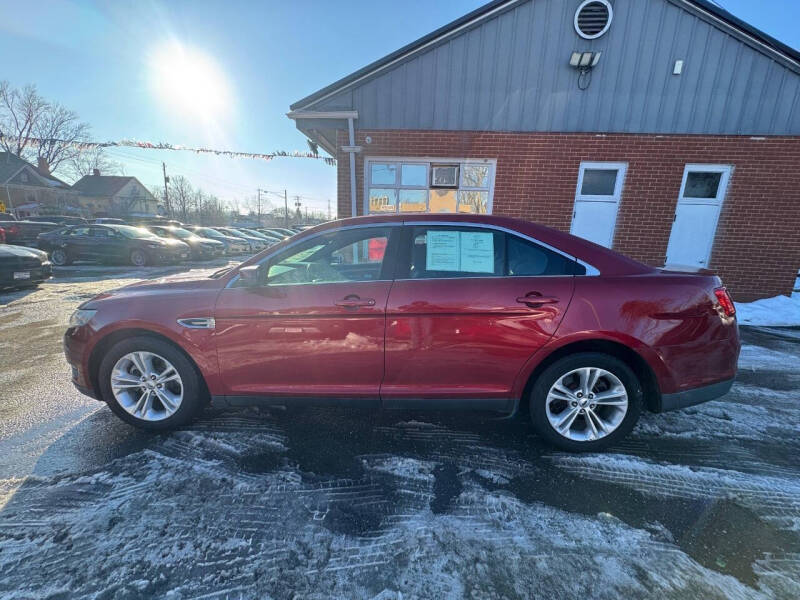 2013 Ford Taurus SEL
