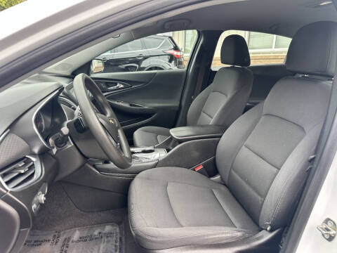 2017 Chevrolet Malibu LT