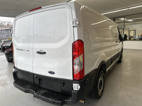 2020 Ford Transit 250