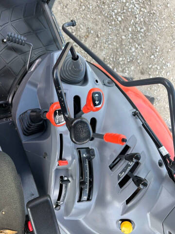 2020 Kubota M5-091HDC-1 Tractor