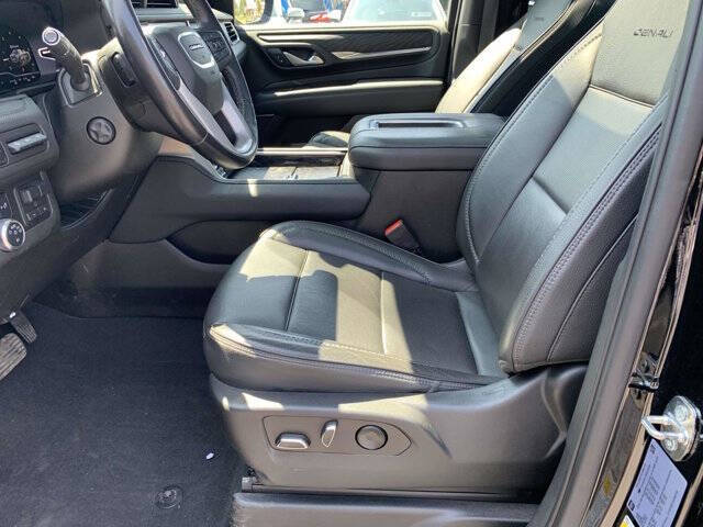 2022 GMC Yukon Denali