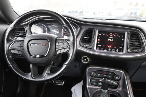 2016 Dodge Challenger R/T Plus Shaker