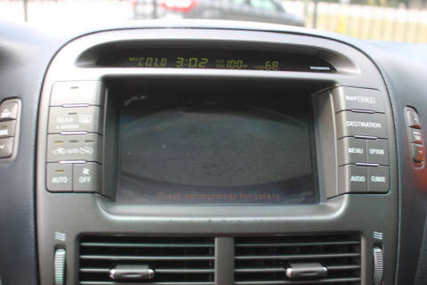 2004 Lexus LS 430