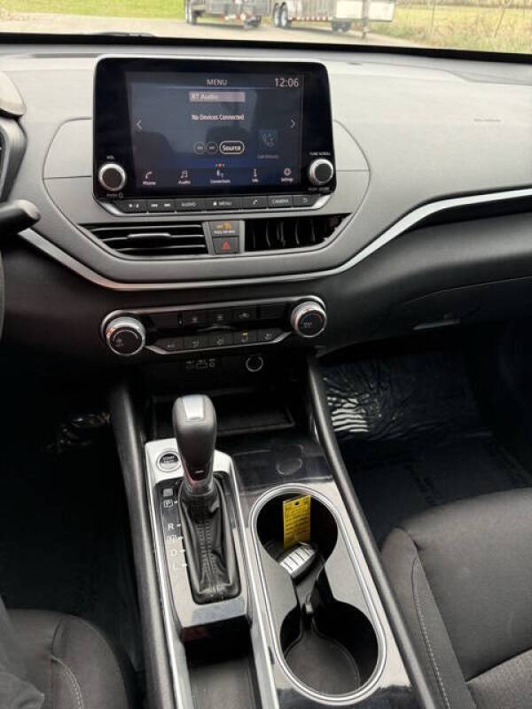 2021 Nissan Altima 2.5 SV