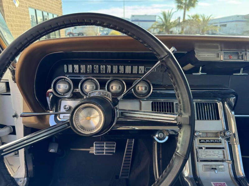 1964 Ford Thunderbird