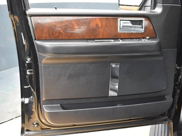 2017 Lincoln Navigator L Select