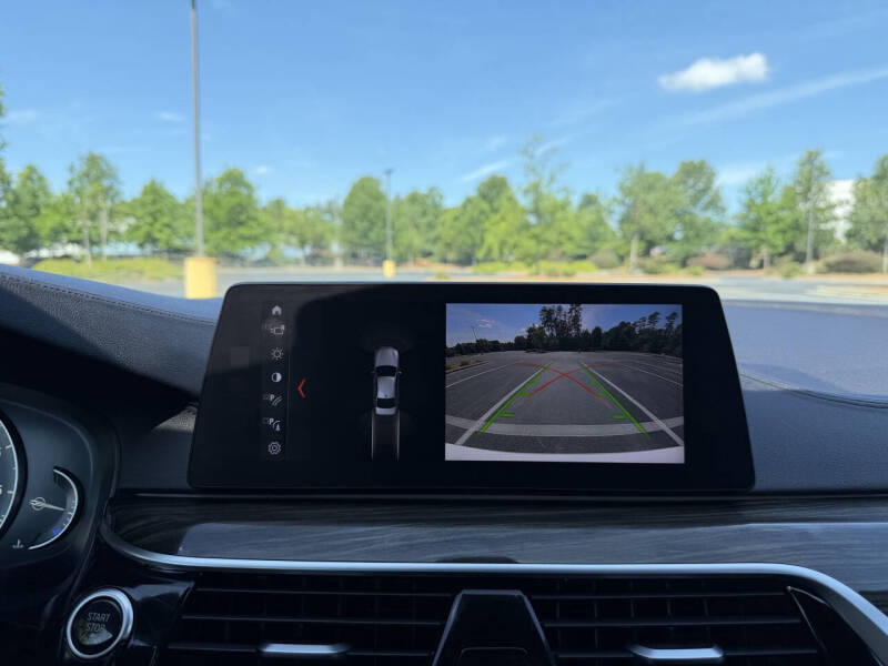 2018 BMW 5 Series 540i
