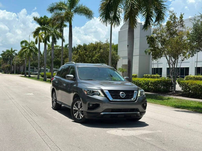 2019 Nissan Pathfinder SV