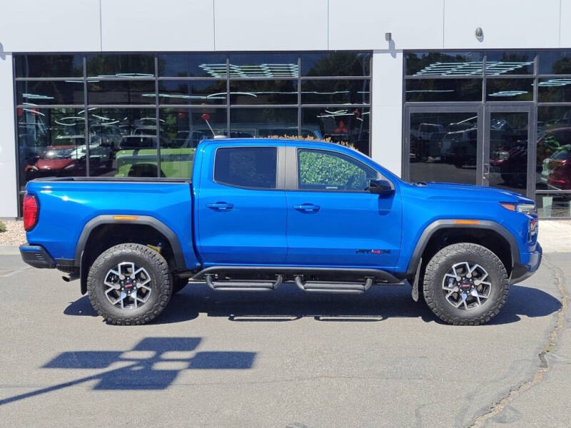 2023 GMC Canyon AT4X