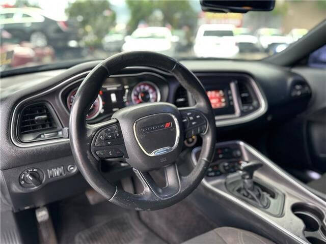 2016 Dodge Challenger SXT