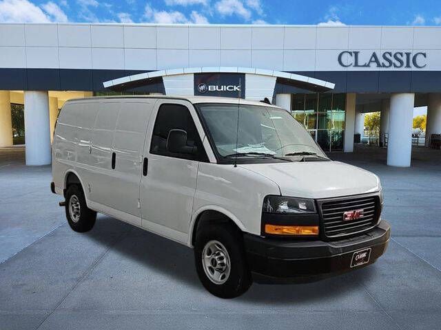 2024 GMC Savana 2500
