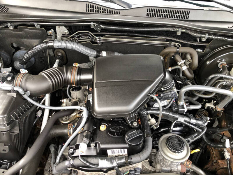 2016 Toyota Tacoma SR