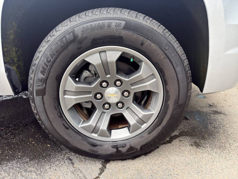 2017 Chevrolet Suburban LT