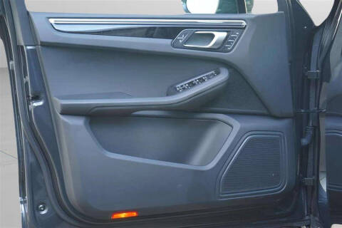 2021 Porsche Macan S