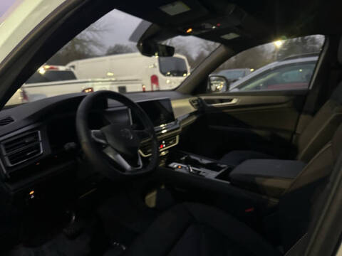 2025 Volkswagen Atlas Cross Sport SE