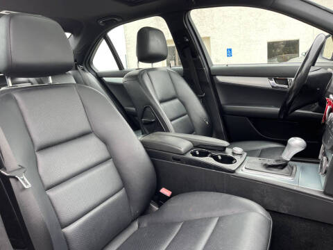 2009 Mercedes-Benz C-Class