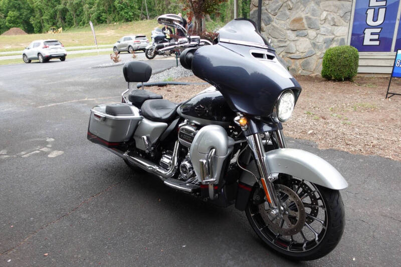 2019 Harley-Davidson Street Glide