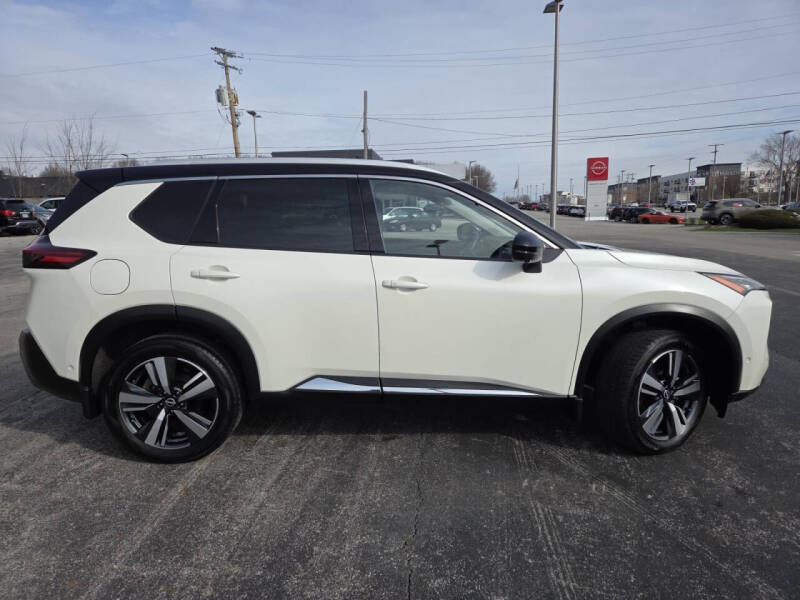 2023 Nissan Rogue SL
