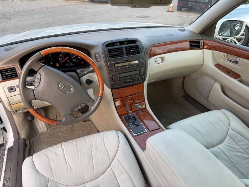 2001 Lexus LS 430
