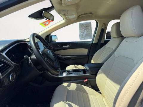 2021 Ford Edge SE