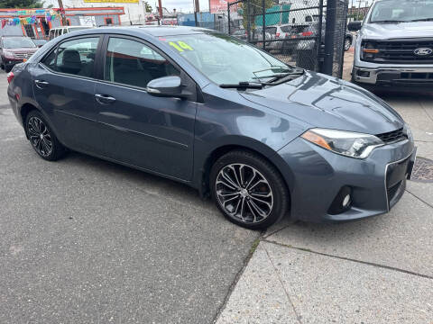 2014 Toyota Corolla S
