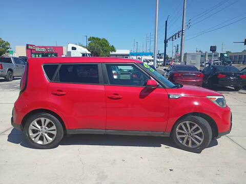 2016 Kia Soul +