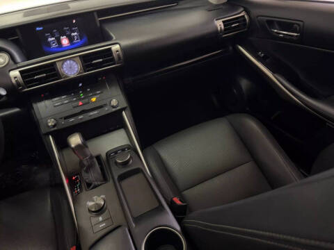 2015 Lexus IS 250 Crafted Line