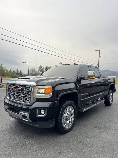 2019 GMC Sierra 2500 Denali HD Denali's photo