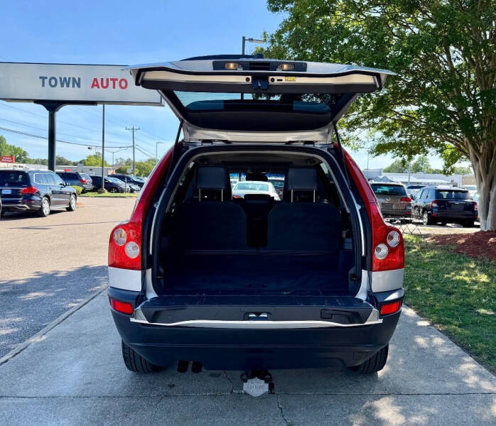 2005 Volvo XC90 2.5T