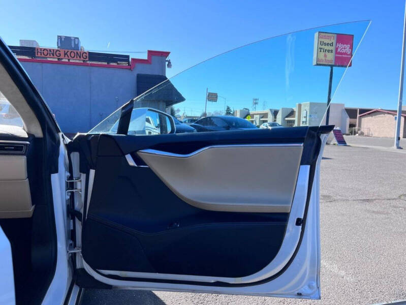 2013 Tesla Model S Performance