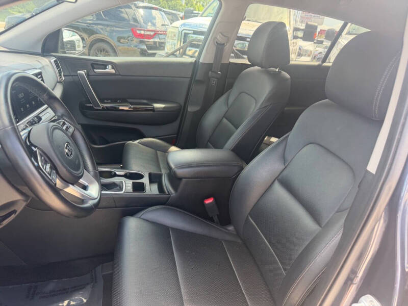 2020 Kia Sportage EX