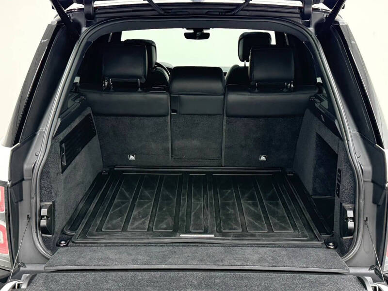 2020 Land Rover Range Rover P525 HSE